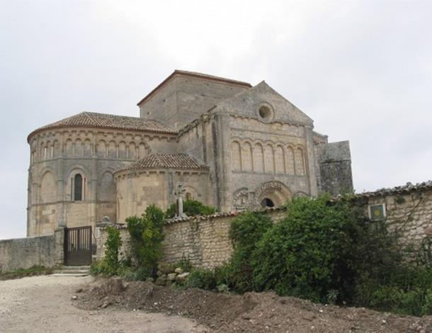 Les églises Romanes de Saintonge - Hotel de l'Avenue